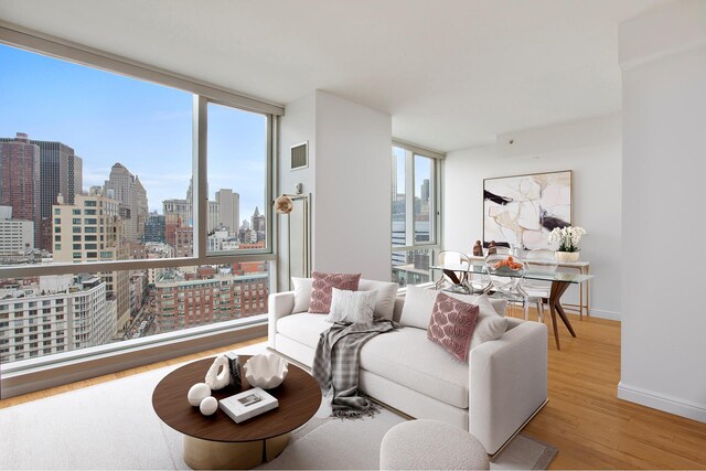 200 Chambers St Unit 17E, New York City NY, 10007, 1 bedrooms, 1.5 baths condo for sale