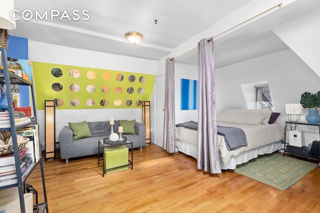 336 Convent Avenue Mltfmly, New York City, NY 10031 - bedroom featuring light wood finished floors