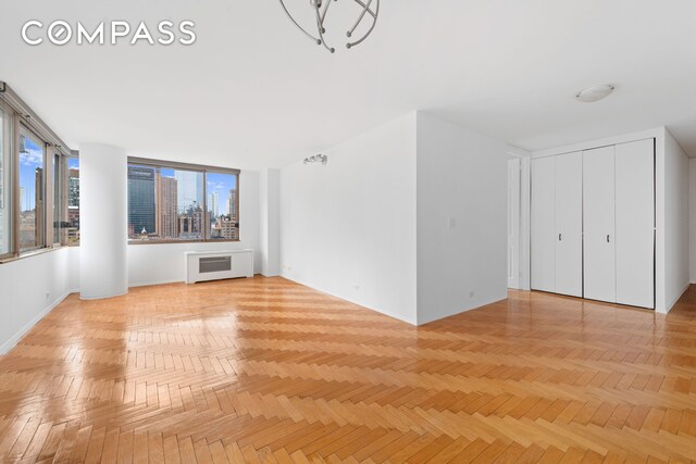 Listing photo 3 for 350 W 50th St Unit 12B, New York City NY 10019