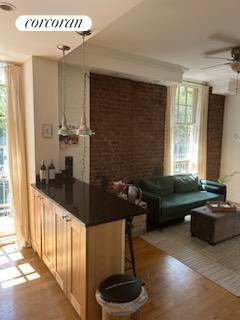 Listing photo 2 for 516 E 78th St Unit 2J, New York City NY 10075