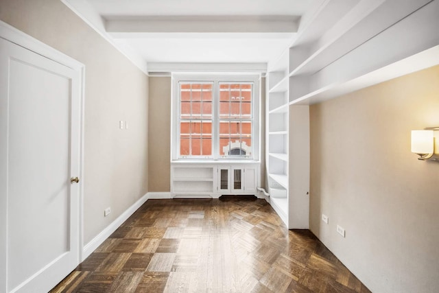 mudroom featuring baseboards