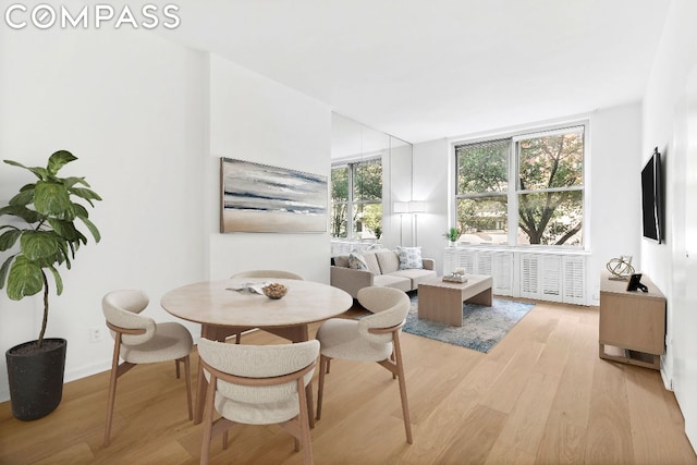 Listing photo 2 for 59 E 72nd St Unit 2A, New York City NY 10021