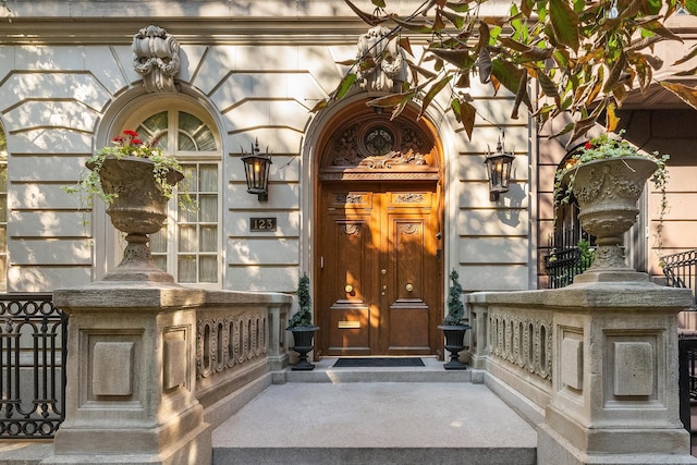 view of entrance to property