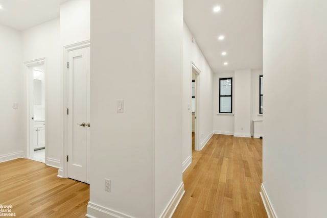 Listing photo 3 for 215 W 75th St Unit 1B, New York City NY 10023