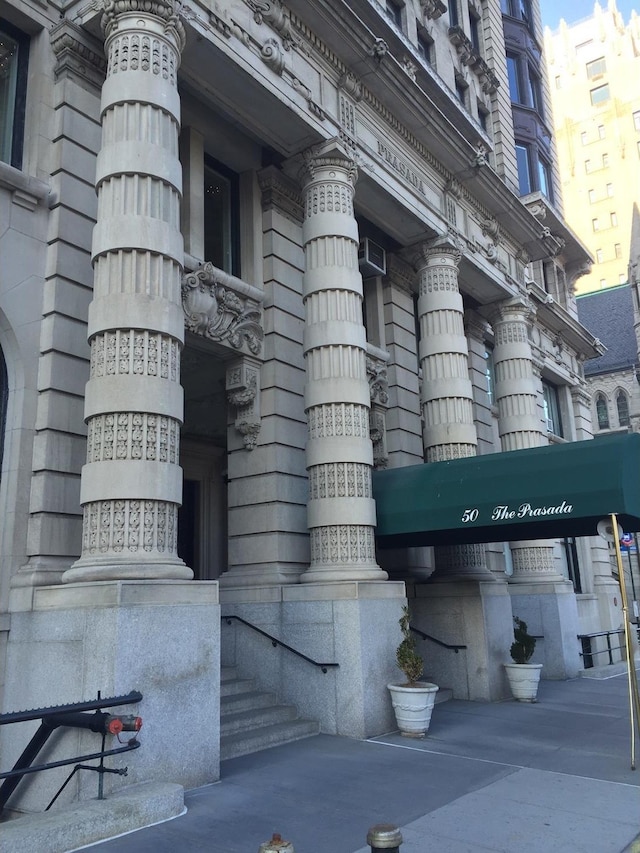 view of building exterior
