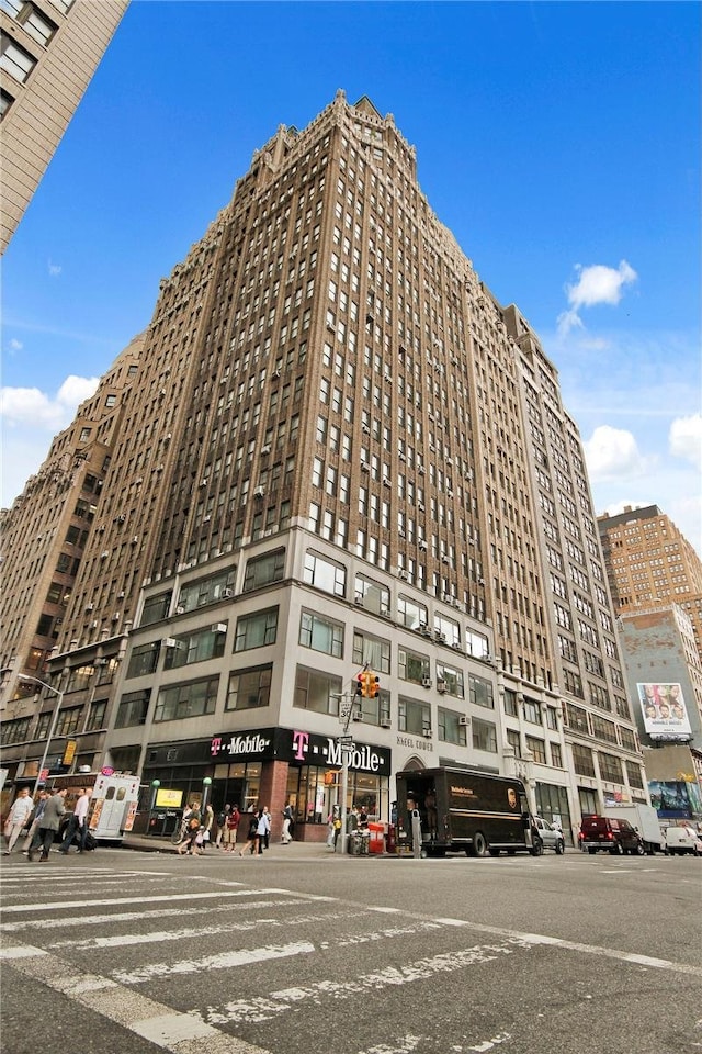 315 7th Ave Unit 3D, New York City, NY 10001 - view of property