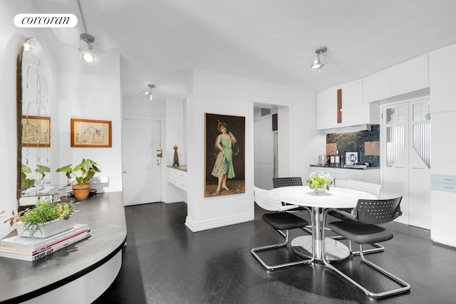 dining space with visible vents