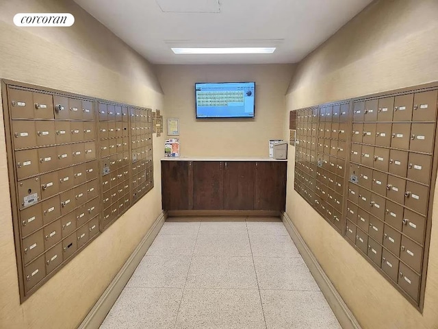 175 Willoughby St Unit 7N, New York City, NY 11201 - view of property's community with mail area