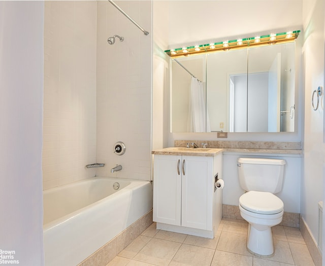 full bathroom with toilet, shower / bath combo, vanity, tile patterned flooring, and baseboards