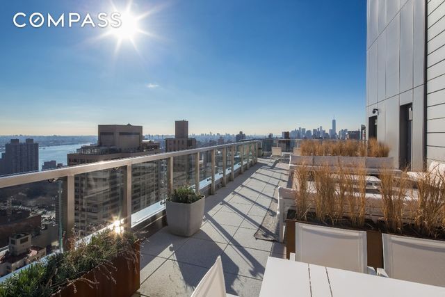 325 Lexington Ave Unit 10D, New York City, NY 10016 - balcony with a city view