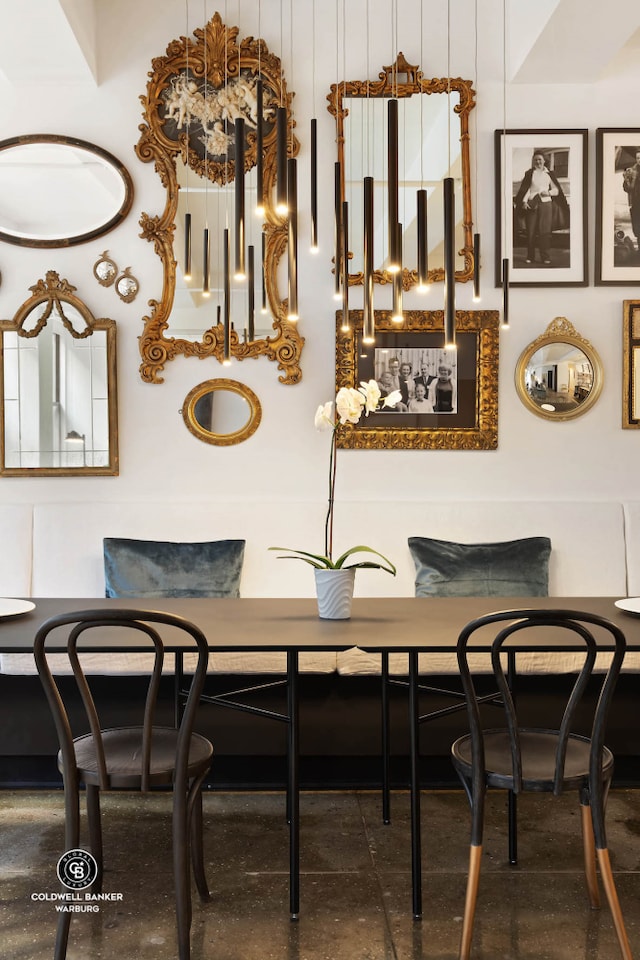 dining space featuring breakfast area