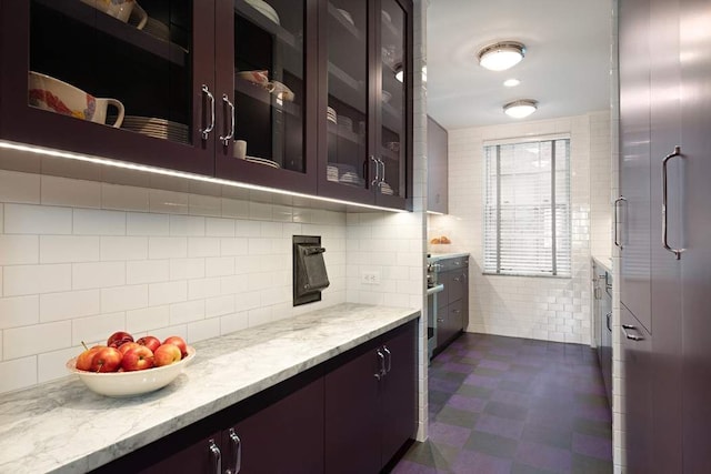 45 E 9th St Unit 45, New York City, NY 10003 - bar with decorative backsplash