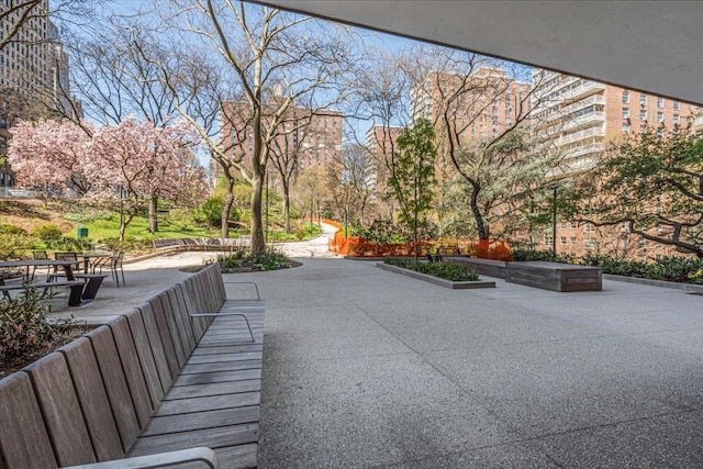 501 W 123rd St Unit 3A, New York City, NY 10027 - view of community with a patio