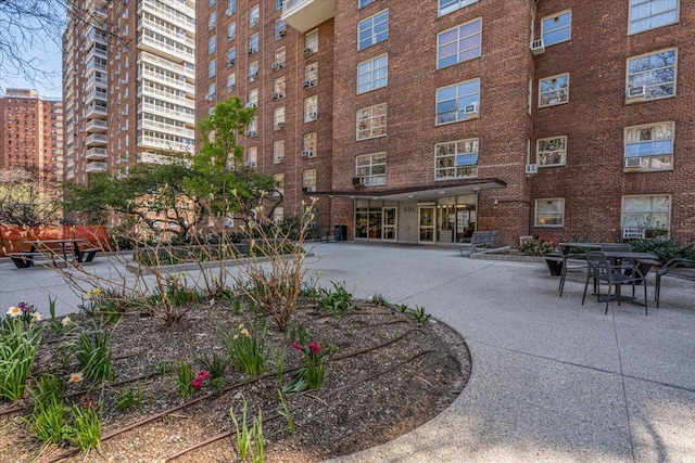 501 W 123rd St Unit 3A, New York City, NY 10027 - view of community