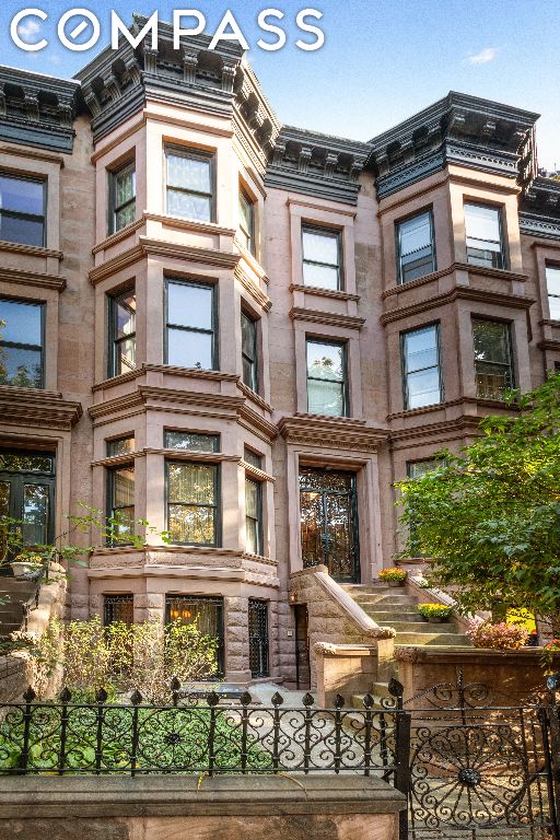 545 3rd St, New York City NY, 11215, 4 bedrooms, 3.5 baths townhouse for sale