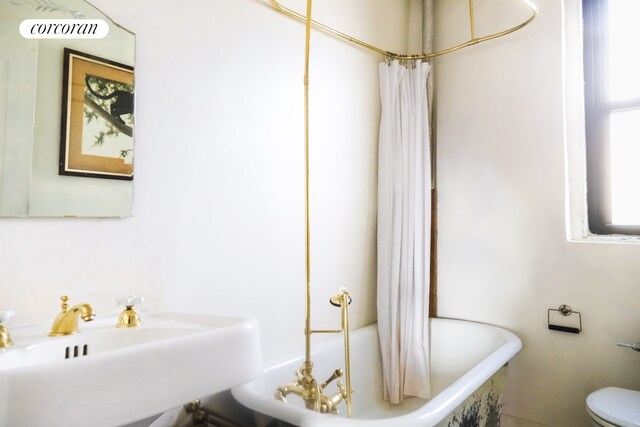 15 Fort Washington Ave Unit 6E, New York City, NY 10032 - full bathroom with a sink and toilet
