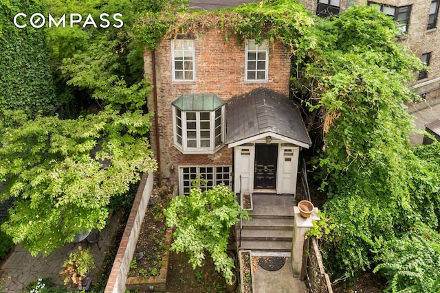 10 Bedford St, New York City, NY 10014 - view of front of home with brick siding