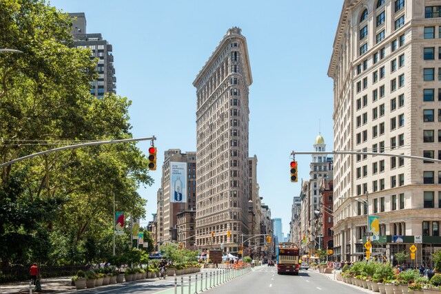 88 Lexington Ave Unit 1506, New York City, NY 10016 - view of asphalt street featuring traffic lights, traffic signs, street lights, and a city view