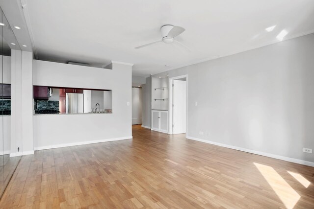 Listing photo 3 for 250 E 40th St Unit 30F, New York City NY 10016