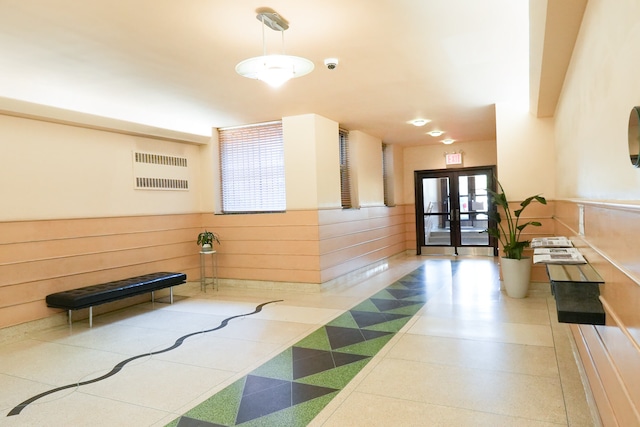 25 Indian Rd Unit 2G, New York City, NY 10034 - community lobby featuring visible vents