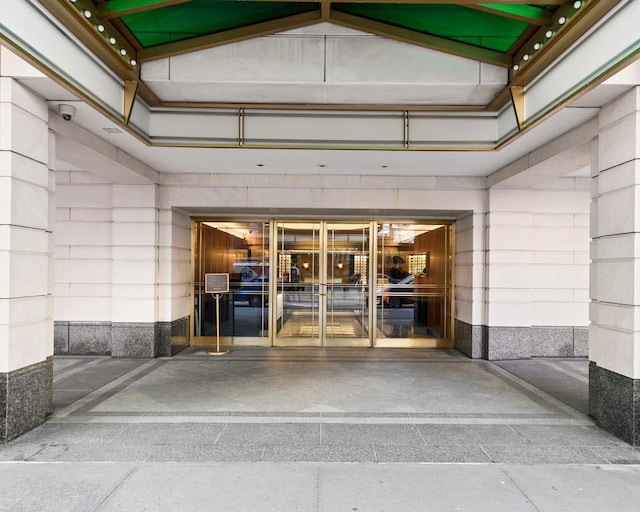 360 E 72nd St Unit B804, New York City, NY 10021 - view of exterior entry