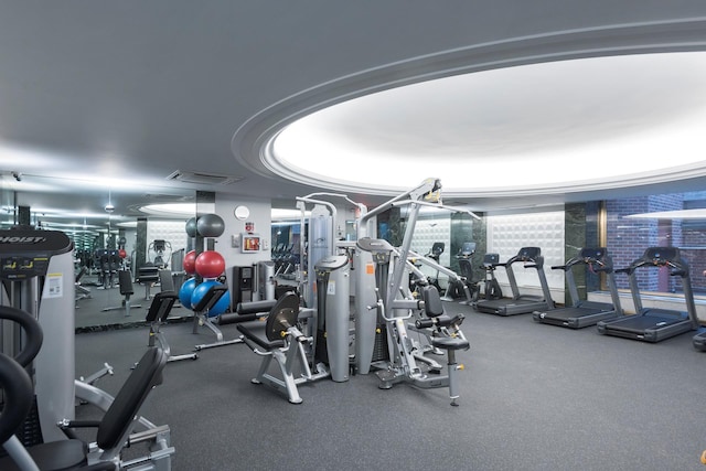 360 E 72nd St Unit B804, New York City, NY 10021 - view of exercise room