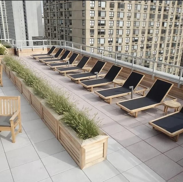 360 E 72nd St Unit B804, New York City, NY 10021 - view of pool featuring a view of city