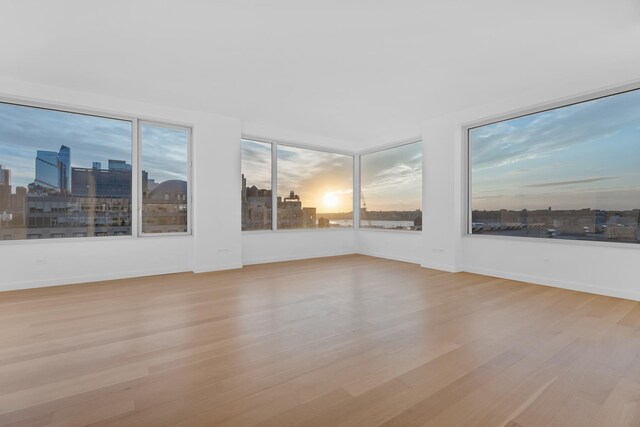 Listing photo 2 for 611 W 56th St Unit 11, New York City NY 10019