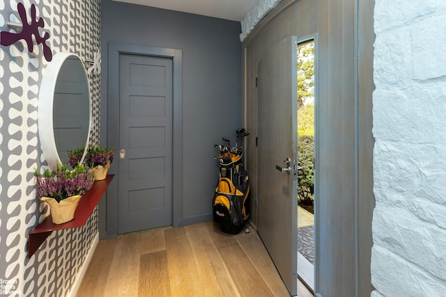 property entrance featuring stucco siding