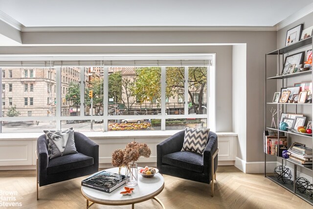 Listing photo 3 for 799 Park Ave Unit 2C, New York City NY 10021