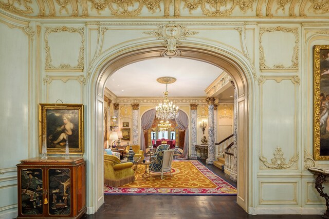 4 E 80th St, New York City, NY 10075 - view of common area