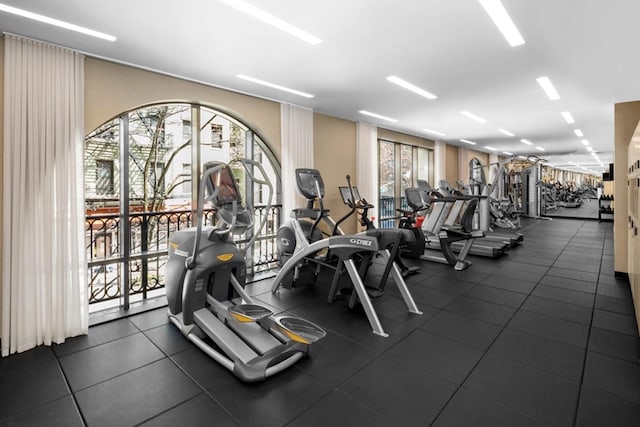 188 E 78th St Unit 4D, New York City, NY 10075 - view of exercise room