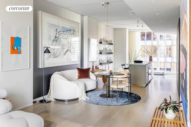 100 E 53rd St Unit 31B, New York City, NY 10022 - view of lobby