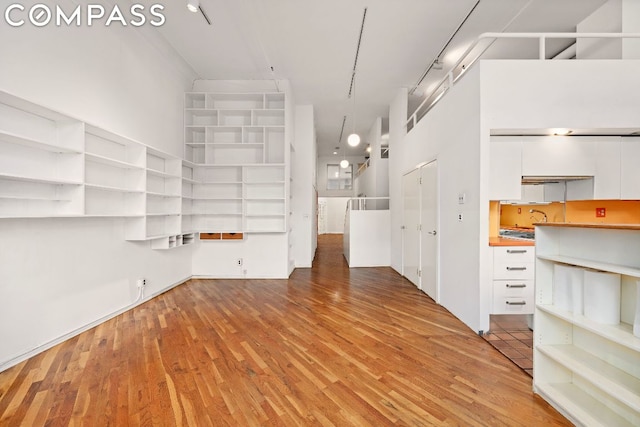 Listing photo 3 for 21 Bond St Unit 2, New York City NY 10012