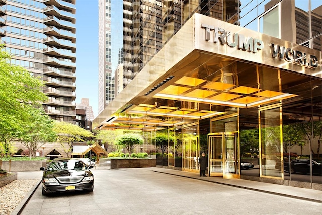 845 United Nations Plz Unit 15-F, New York City, NY 10017 - view of building exterior with a city view