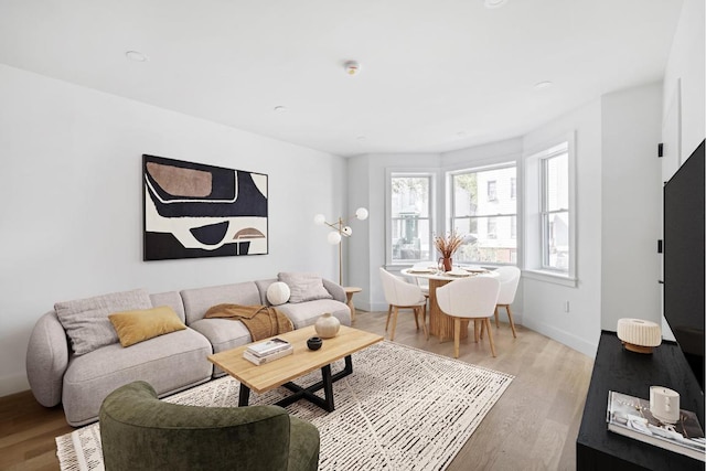 Listing photo 2 for 1174 Putnam Ave Unit 1, New York City NY 11221