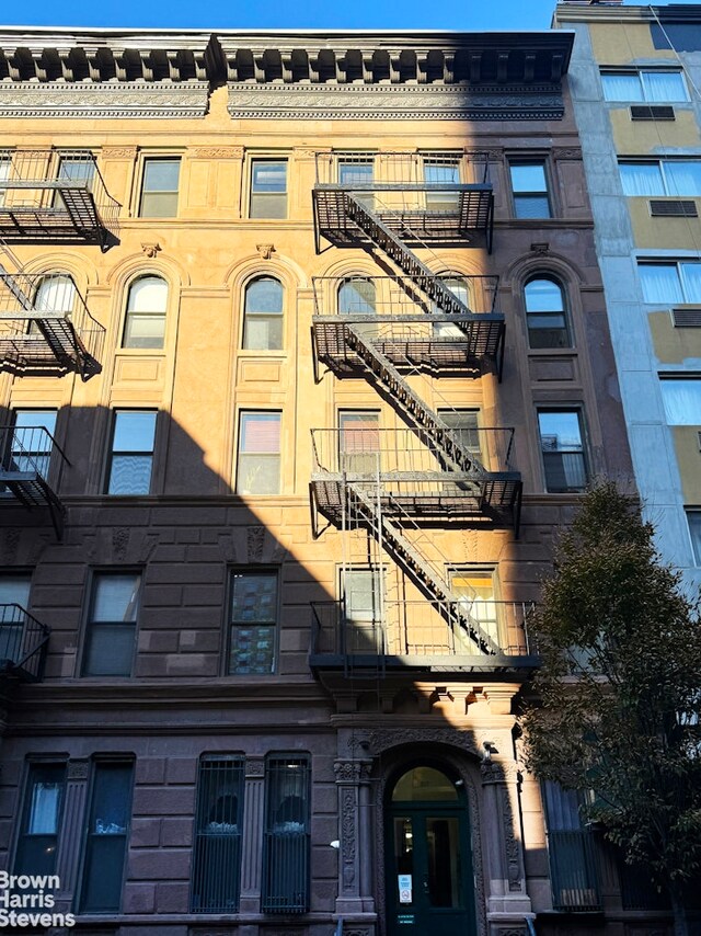 view of building exterior