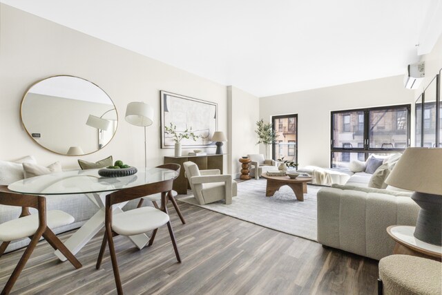 Listing photo 2 for 333 14th St Unit 2F, New York City NY 11215