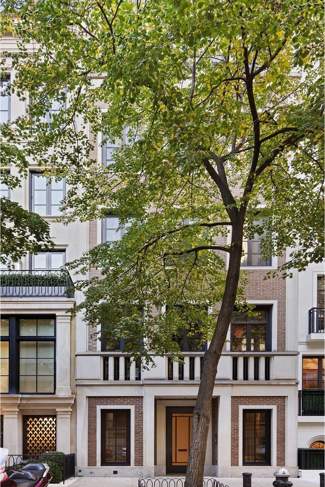 61 E 80th St, New York City, NY 10075 - view of front of home featuring brick siding