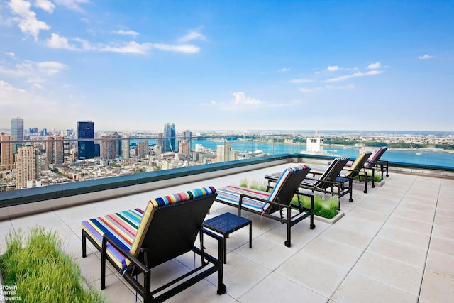 Listing photo 3 for 322 W 57th St Unit 40B, New York City NY 10019