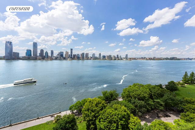 water view with a view of city