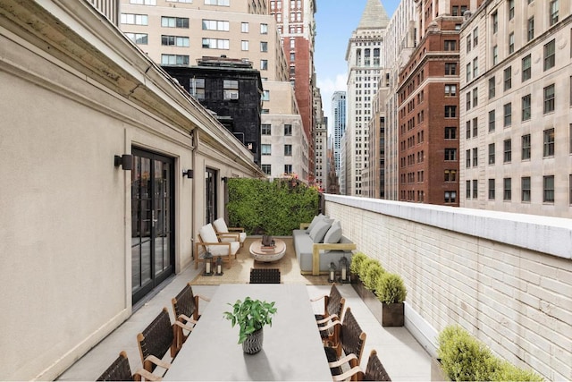 balcony featuring outdoor lounge area