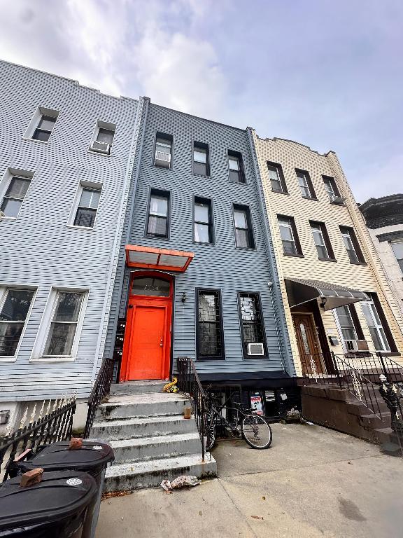 view of townhome / multi-family property