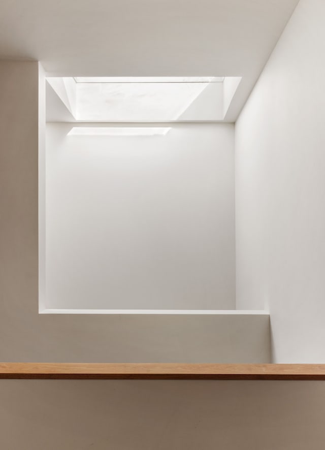 interior details featuring a skylight