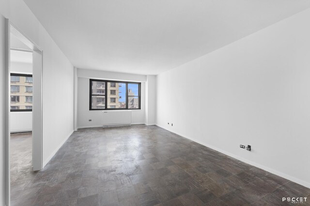 Listing photo 3 for 345 E 80th St Unit 20-E, New York City NY 10075