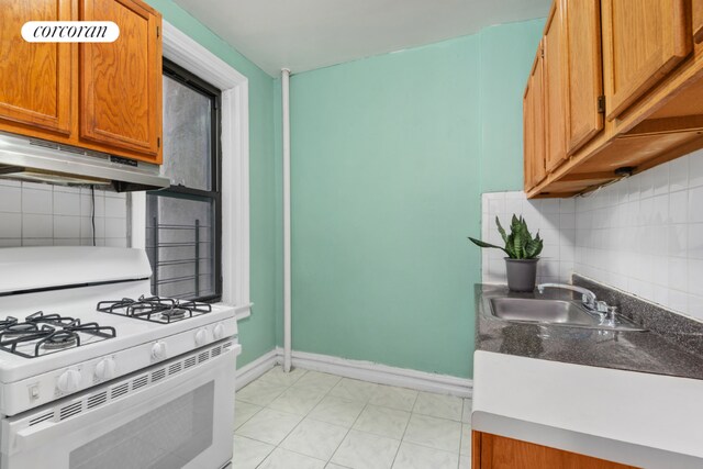 Listing photo 3 for 590 Parkside Ave Unit 2Ce, New York City NY 11226