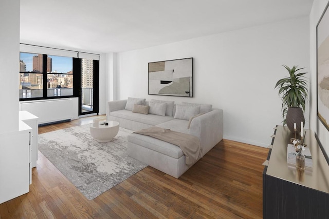 Listing photo 2 for 301 E 87th St Unit 18-A, New York City NY 10128