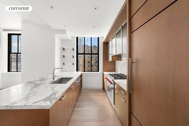 Listing photo 2 for 100 Barclay St Unit 15L, New York City NY 10007