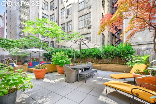 view of patio with outdoor lounge area