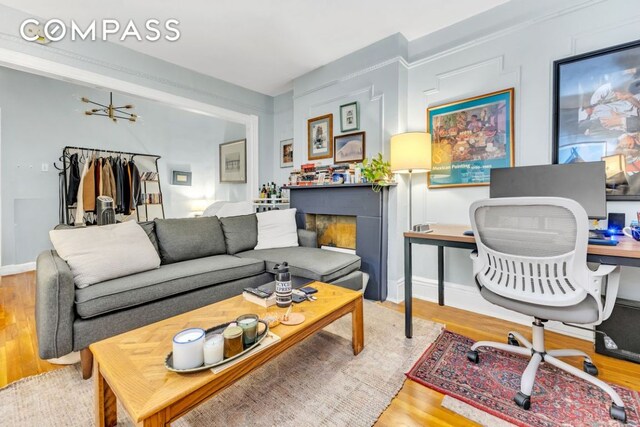 Listing photo 3 for 397 Douglass St, New York City NY 11217